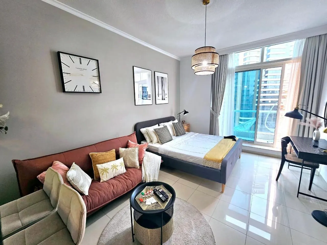 Apartment Sunrise Homes - A Stylish Studio In Botanica Tower Dubai United Arab Emirates