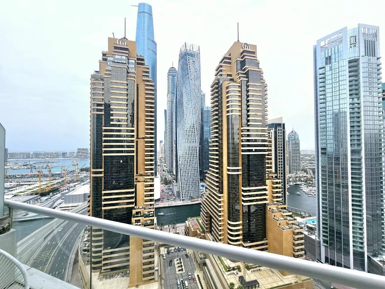 Apartment Sunrise Homes - A Stylish Studio In Botanica Tower Dubai
